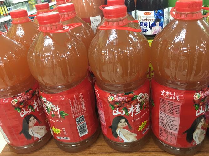 大桶饮料的“亲民经济学” 10元3瓶如何改变夏日消费图景